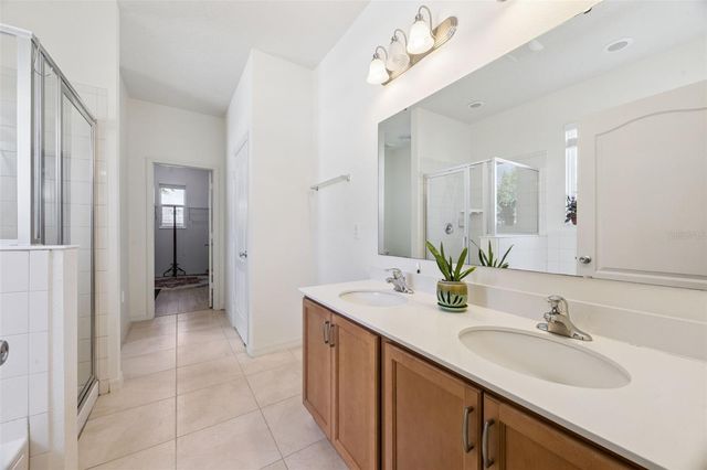 3177 BAYOU LANE, Tavares, FL 32778