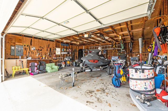 3795 W Sycamore Beach Road, Angola, IN 46703