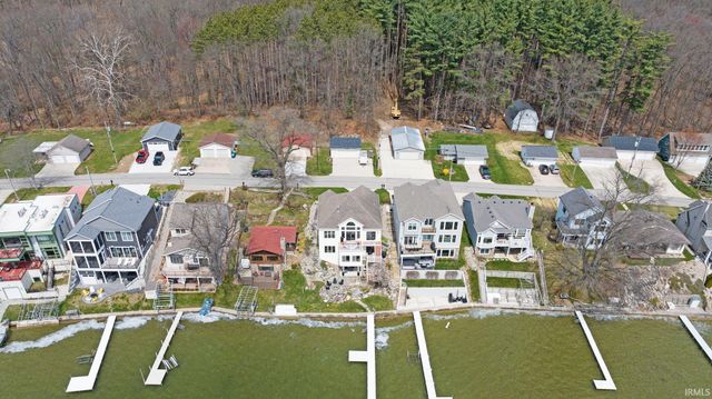3795 W Sycamore Beach Road, Angola, IN 46703