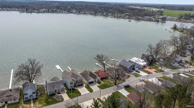 3795 W Sycamore Beach Road, Angola, IN 46703