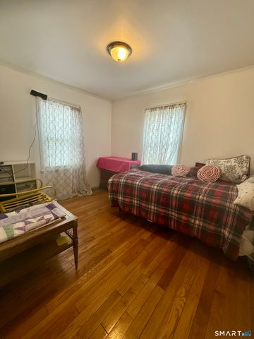 92 Garfield Road, Bristol, CT 06010