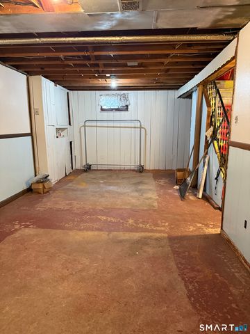 92 Garfield Road, Bristol, CT 06010