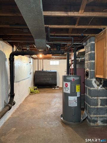 92 Garfield Road, Bristol, CT 06010