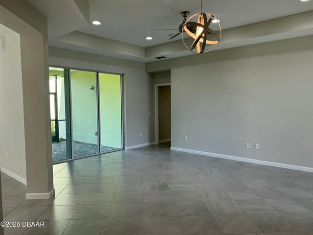 899 Attitude Avenue, Daytona Beach, FL 32124