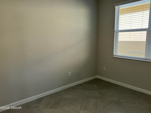 899 Attitude Avenue, Daytona Beach, FL 32124