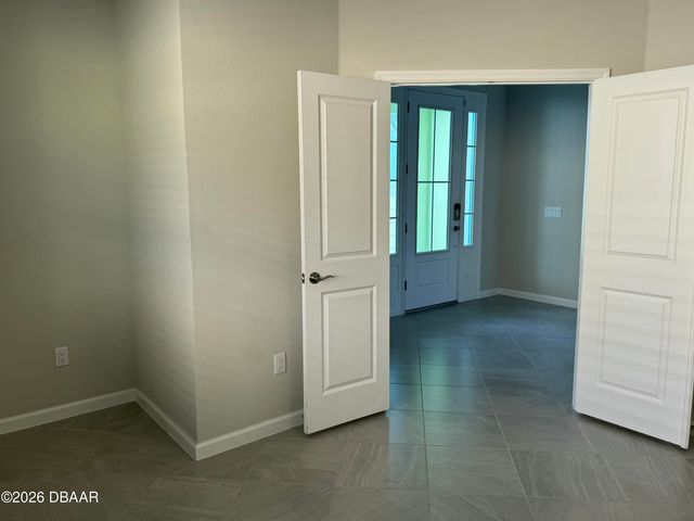 899 Attitude Avenue, Daytona Beach, FL 32124