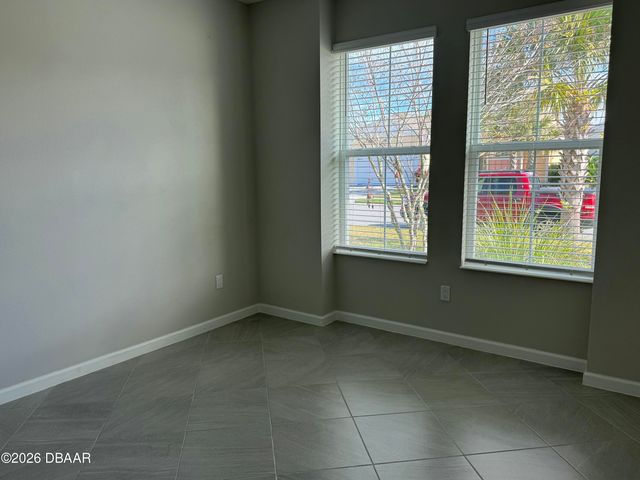 899 Attitude Avenue, Daytona Beach, FL 32124