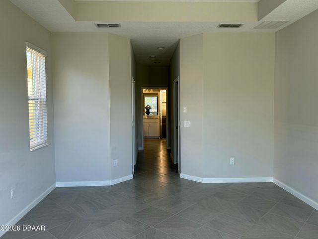 899 Attitude Avenue, Daytona Beach, FL 32124