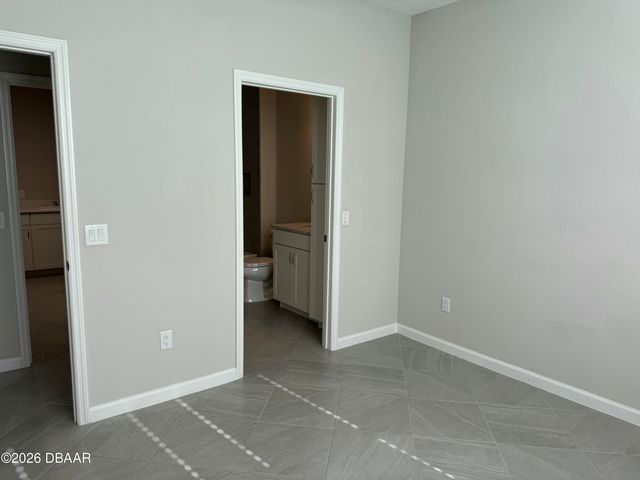 899 Attitude Avenue, Daytona Beach, FL 32124