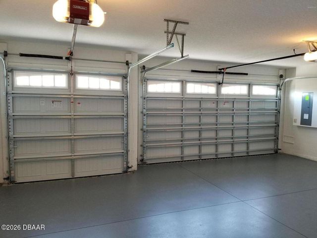 899 Attitude Avenue, Daytona Beach, FL 32124