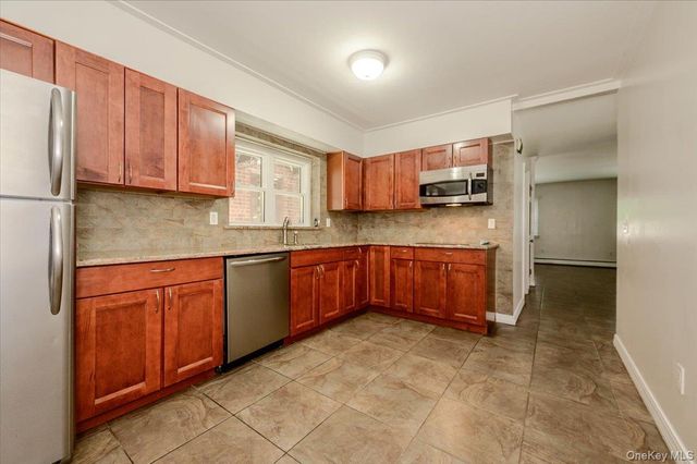 1183 Neill Avenue, Bronx, NY 10461