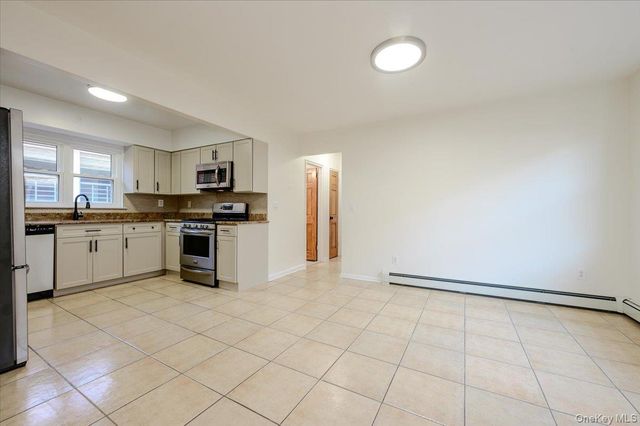 1183 Neill Avenue, Bronx, NY 10461