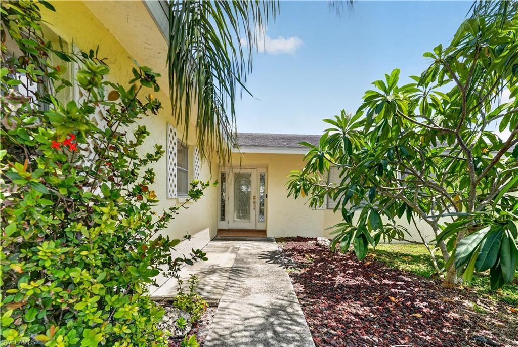 13512 Caribbean BLVD, FORT MYERS, FL 33905 — photo 3
