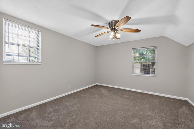 204 SHARON PARK DR, Folcroft, PA 19032