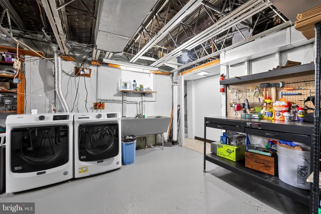 204 SHARON PARK DR, Folcroft, PA 19032