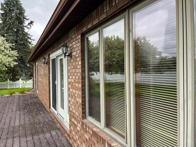 11145 Lake Circle North Street, Saginaw, MI 48609