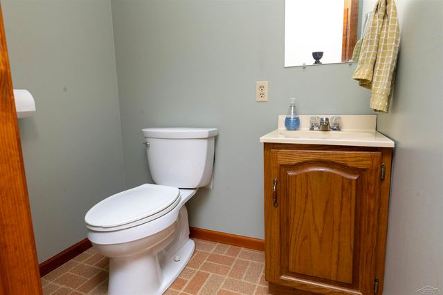 11145 Lake Circle North Street, Saginaw, MI 48609