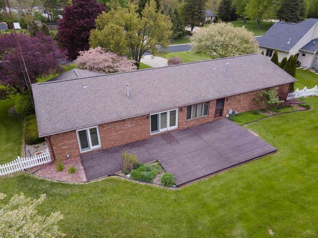 11145 Lake Circle North Street, Saginaw, MI 48609