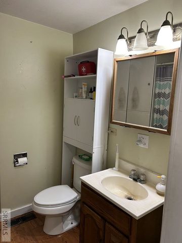 1213 Main Street, Salmon, ID 83467