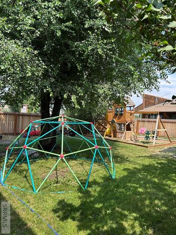 1213 Main Street, Salmon, ID 83467