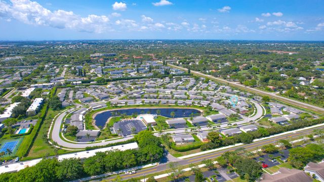 2704 Knight Lane, Delray Beach, FL 33445