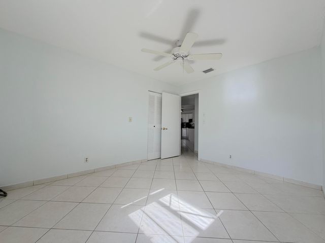2704 Knight Lane, Delray Beach, FL 33445