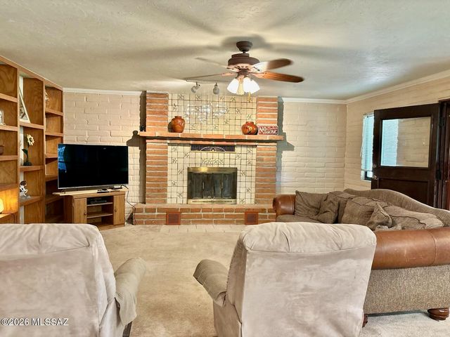 8520 N Aspen Avenue, Tucson, AZ 85704