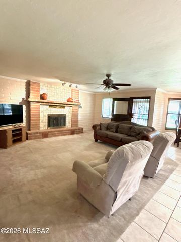8520 N Aspen Avenue, Tucson, AZ 85704
