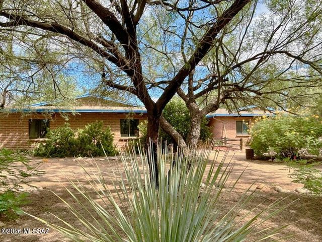 8520 N Aspen Avenue, Tucson, AZ 85704