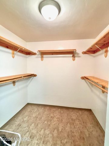 8520 N Aspen Avenue, Tucson, AZ 85704