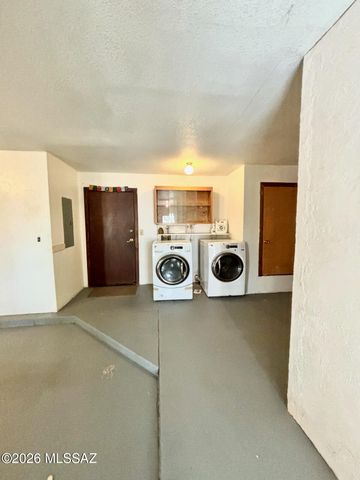 8520 N Aspen Avenue, Tucson, AZ 85704