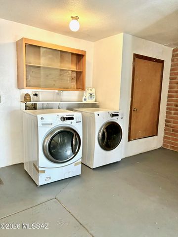 8520 N Aspen Avenue, Tucson, AZ 85704