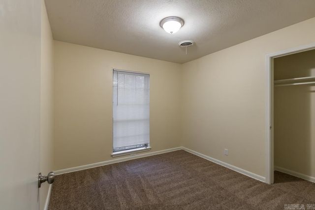 29 Rosewood Drive, Little Rock, AR 72209