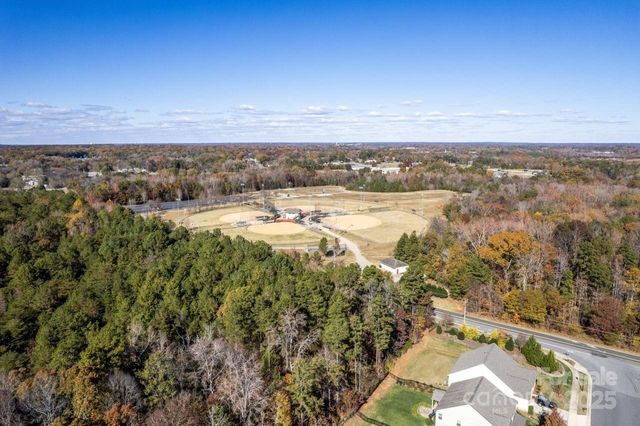 4436 Falls Lake Drive SW, Concord, NC 28025