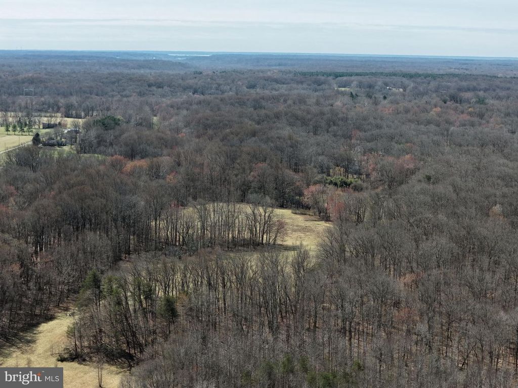 Image 18 of property listing at 8710 BILLINGSLEY RD, White Plains, MD 20695