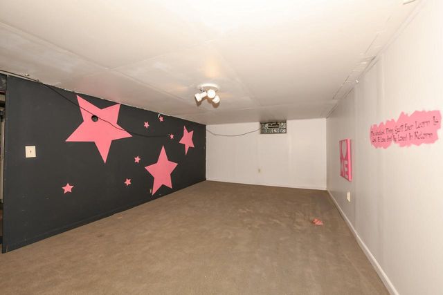 1117 S 107th STREET, West Allis, WI 53214