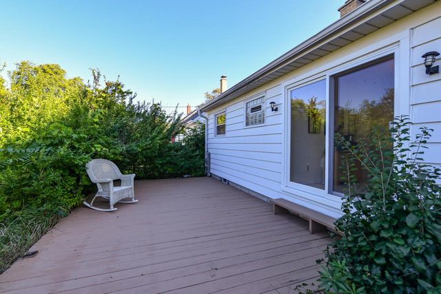 1117 S 107th STREET, West Allis, WI 53214