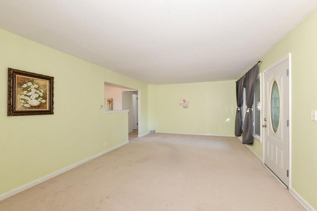 1117 S 107th STREET, West Allis, WI 53214