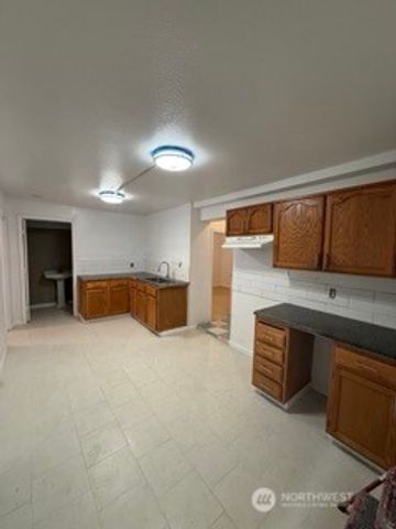 1414 E Fir Street E, Seattle, WA 98122