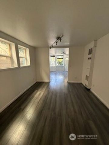 1414 E Fir Street E, Seattle, WA 98122