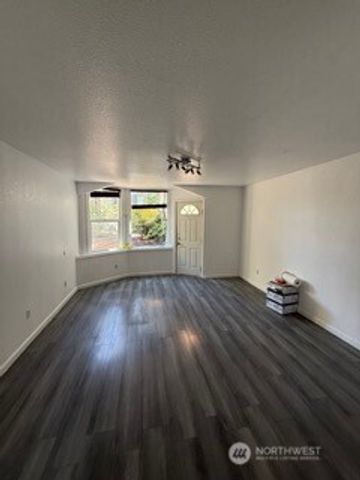 1414 E Fir Street E, Seattle, WA 98122