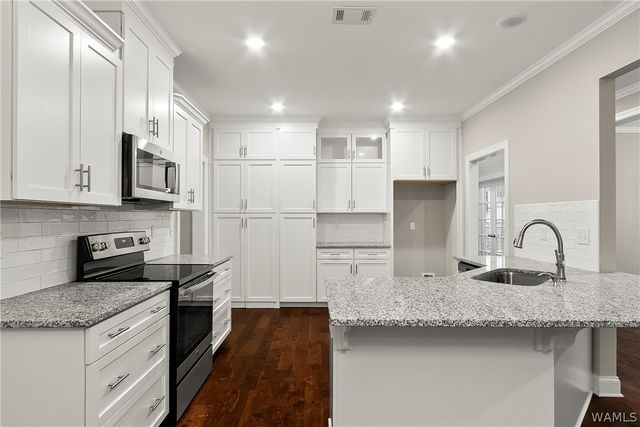 4200 Churchill, Tuscaloosa, AL 35406