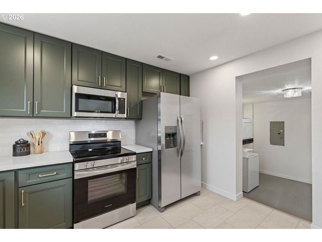 8736 N HAVEN Ave, Portland, OR 97203