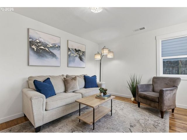 8736 N HAVEN Ave, Portland, OR 97203