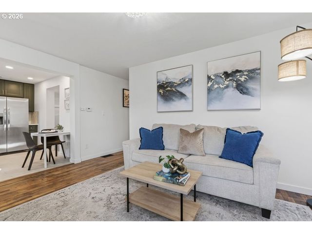 8736 N HAVEN Ave, Portland, OR 97203