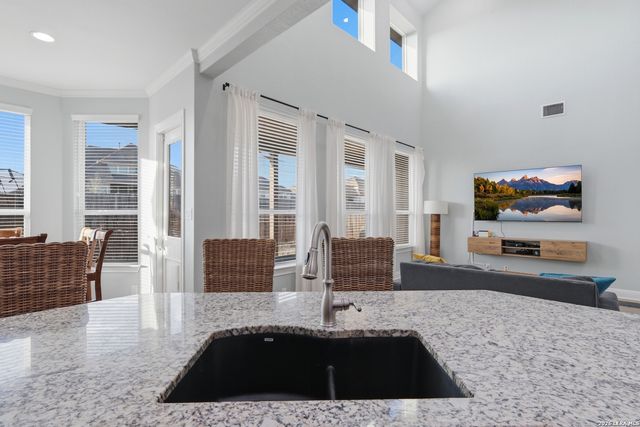 229 bee caves, Cibolo, TX 78108