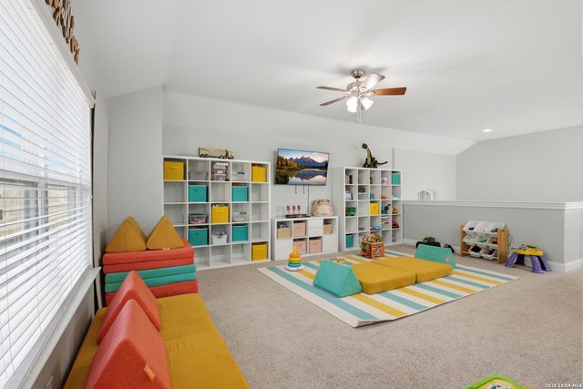 229 bee caves, Cibolo, TX 78108