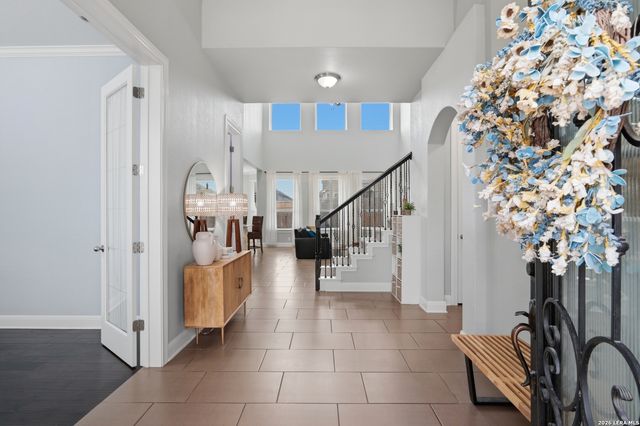 229 bee caves, Cibolo, TX 78108