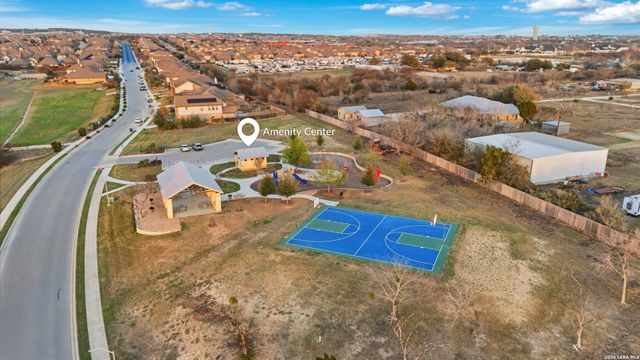 229 bee caves, Cibolo, TX 78108