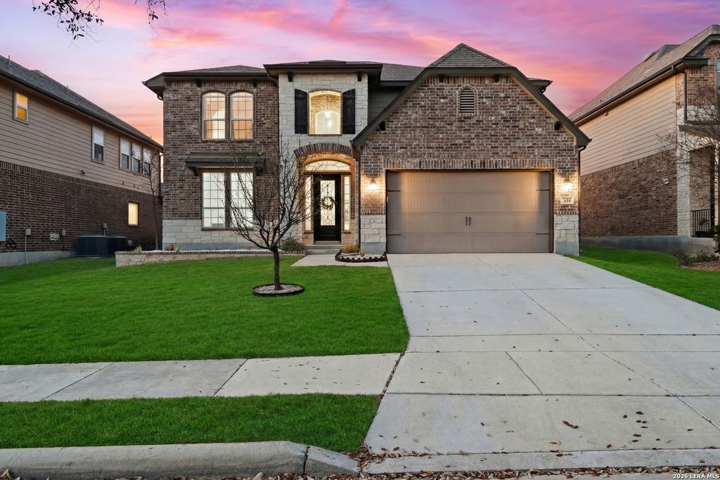 229 bee caves, Cibolo, TX 78108